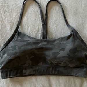 Lululemon Flow Y Nulu Bra
